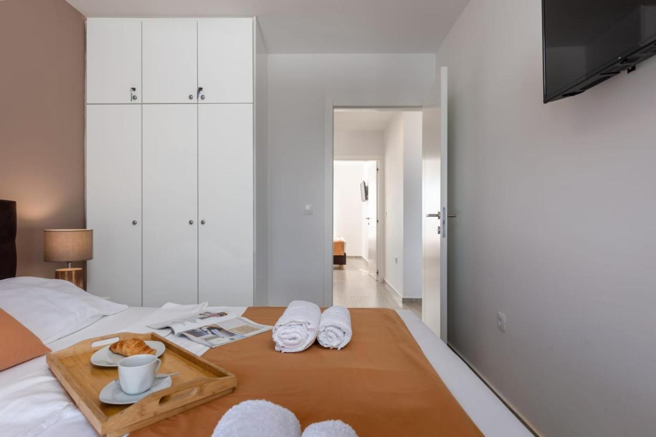 Apartments Cesare Nin Buitenkant foto