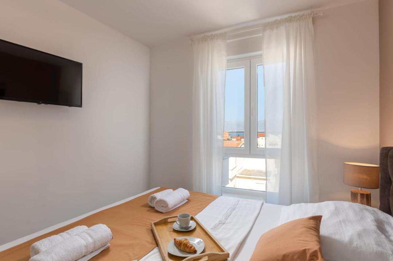 Apartments Cesare Nin Buitenkant foto